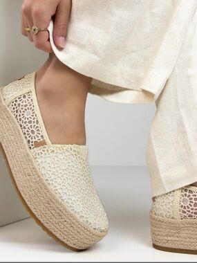 TOMS Valencia Crochet Platform Espadrille